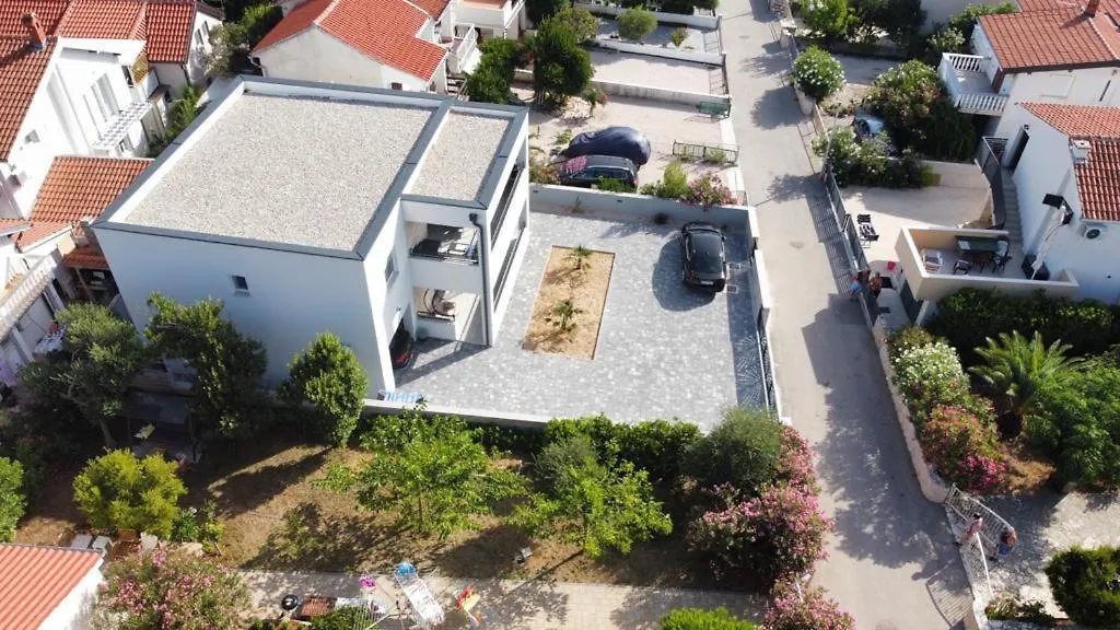 Apartment Valmar Vir Croatia